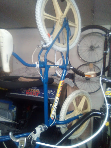 Bicycle Store «Houston Cycling Centres Southwest», reviews and photos, 6607 S Braeswood Blvd, Houston, TX 77096, USA