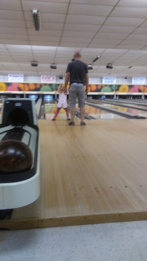 Bowling Alley «Freeway Lanes of Warren», reviews and photos, 2700 Parkman Rd NW, Warren, OH 44485, USA