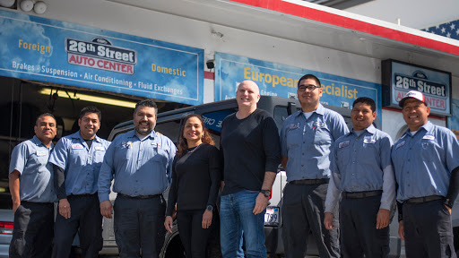 13060 San Vicente Blvd, Los Angeles, CA 90049, USA