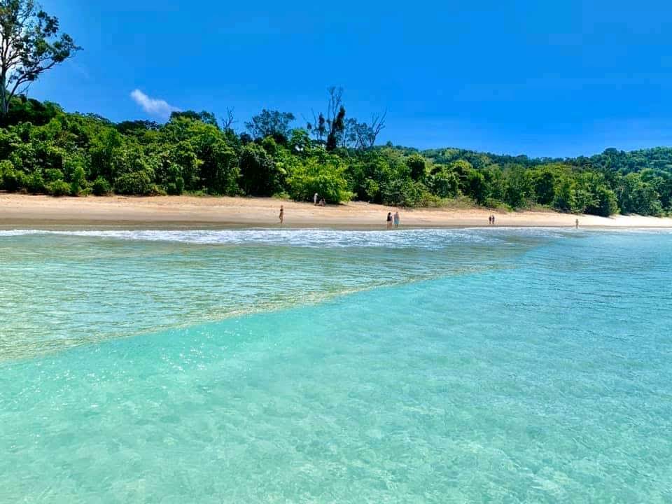 Valokuva Praia das Sete Pontasista. - suosittu paikka rentoutumisen tuntijoille