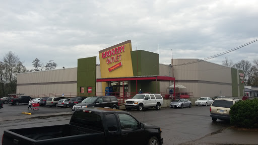 Grocery Store «Grocery Outlet Bargain Market», reviews and photos, 299 D St NE, Salem, OR 97301, USA
