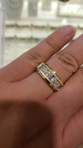 Jewelry Store «Jared The Galleria of Jewelry», reviews and photos, 195 Old Country Rd, Carle Place, NY 11514, USA
