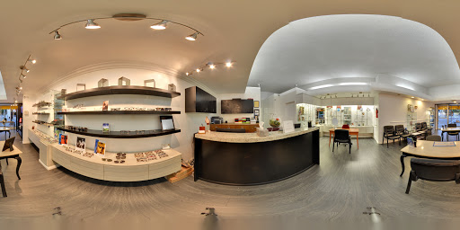 Opulent Eyes Optometry image