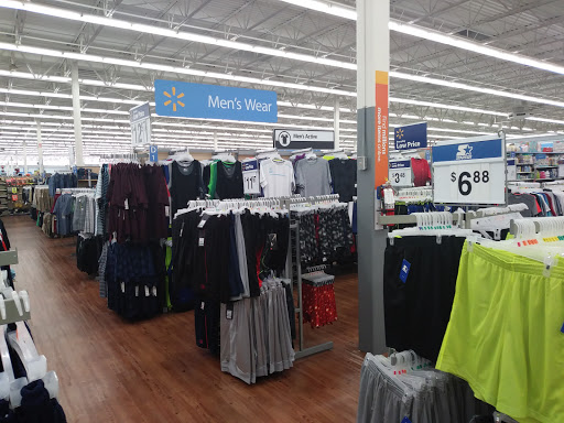 Department Store «Walmart Supercenter», reviews and photos, 39142 Natchez Dr, Slidell, LA 70461, USA