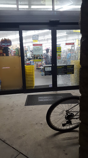Discount Store «Dollar General», reviews and photos, 2220 S French Ave, Sanford, FL 32771, USA