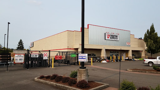 Home Improvement Store «Tractor Supply Co.», reviews and photos, 8420 S 228th St, Kent, WA 98031, USA
