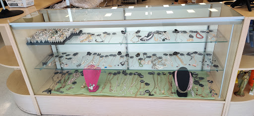 Thrift Store «Goodwill Store and Donation Center», reviews and photos, 2025 E Market St, Harrisonburg, VA 22801, USA