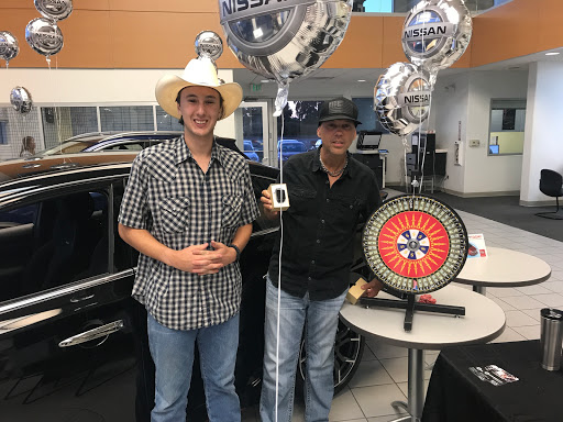 Car Dealer «Hanlees Davis Nissan», reviews and photos, 5009 Chiles Rd, Davis, CA 95618, USA