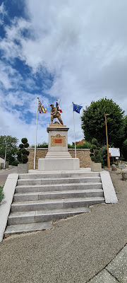 Villars Fontaine à Villars-Fontaine