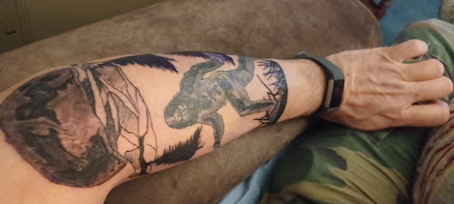 Explore small compass tattoo ideas, creative tattoo ideas in Seneca, available at New Addiction Tattoo Studio Seneca Sc