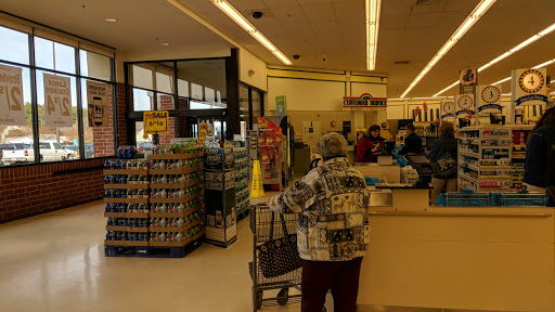 Grocery Store «Food Lion», reviews and photos, 7013 Lankford Hwy, Oak Hall, VA 23416, USA