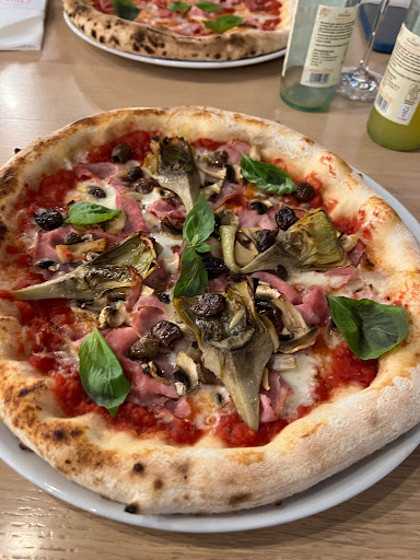 PIZZA PURA en Salzburg