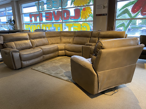 Furniture Store «Pacific Furniture Gallery», reviews and photos, 16875 Southcenter Pkwy, Tukwila, WA 98188, USA