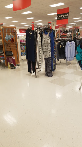 Department Store «T.J. Maxx», reviews and photos, 12765 Harper Village Dr #180, Battle Creek, MI 49014, USA