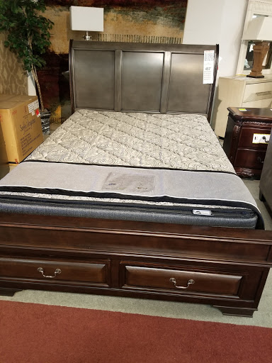 Shopping Mall «Drew 19 Shopping Center», reviews and photos, 21311 US Hwy 19 N, Clearwater, FL 33765, USA