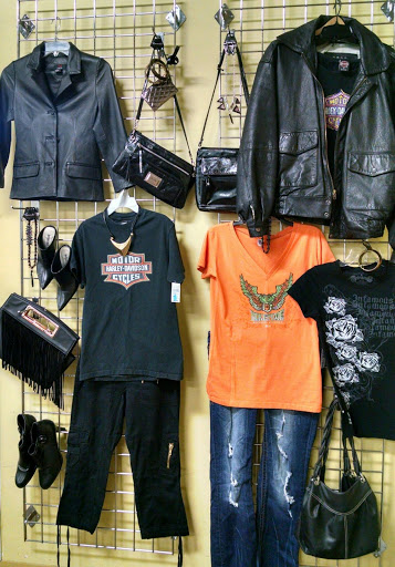 Thrift Store «Goodwill Store and Donation Center», reviews and photos, 1484 E Ellis Rd, Norton Shores, MI 49444, USA