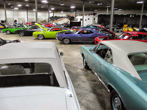 Car Dealer «R&H Motorcars», reviews and photos, 6441 Davis Industrial Pkwy, Solon, OH 44139, USA