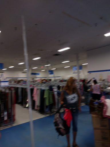 Thrift Store «Goodwill Aurora - Colfax», reviews and photos, 10590 E Colfax Ave, Aurora, CO 80010, USA