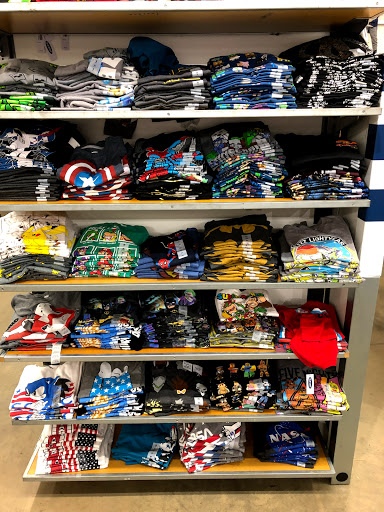 Clothing Store «Old Navy», reviews and photos, 5041 Jericho Turnpike, Commack, NY 11725, USA