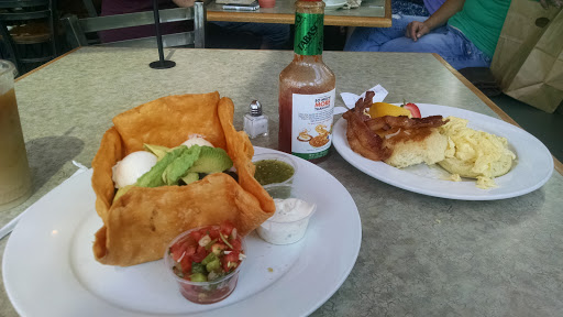 Cafe «Mad Hatter Cafe + Bakeshop», reviews and photos, 1802 W Main St, Durham, NC 27705, USA