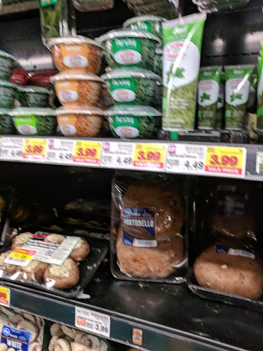 Grocery Store «Kroger», reviews and photos, 2058 25 Mile Rd, Shelby Charter Township, MI 48316, USA