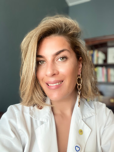 Dr.ª Sofia Calvário - Psicóloga Clínica - Psicólogo