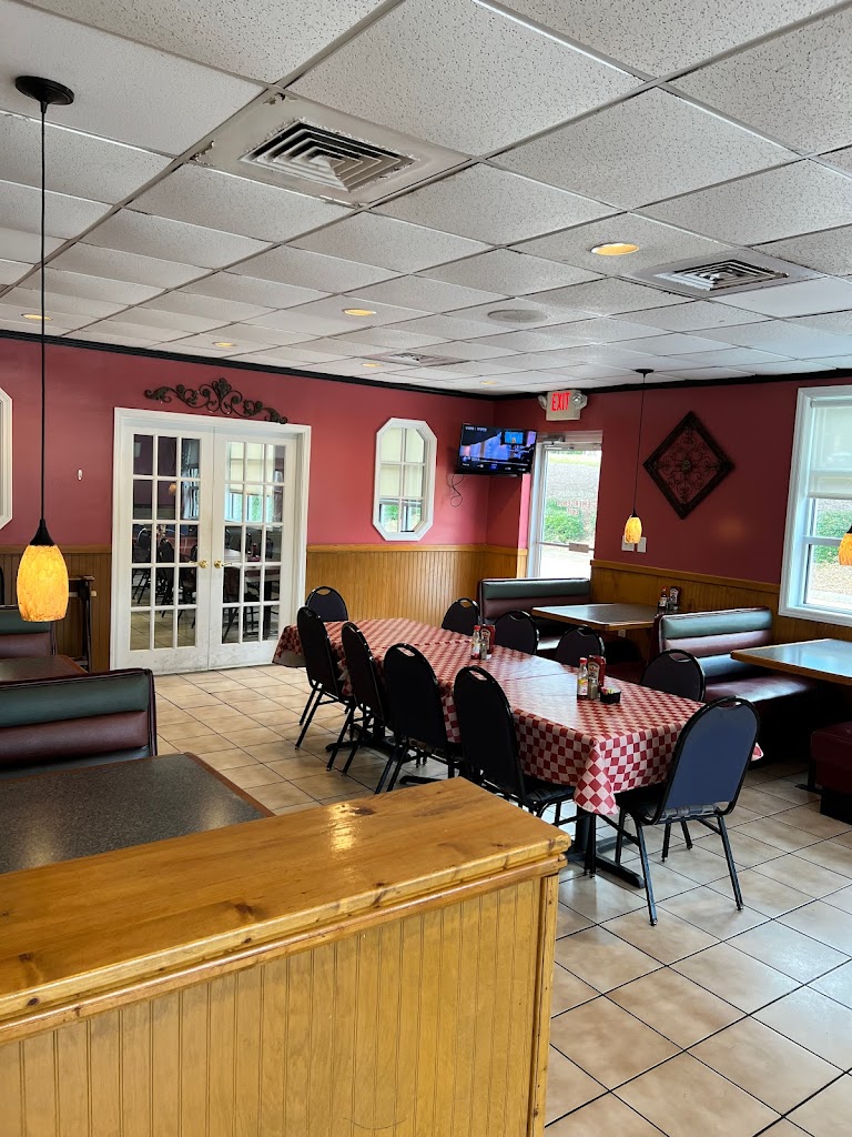 Parkway House Family Restaurant 28025