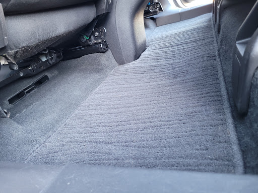 Car Detailing Service «A and A Auto Detailing», reviews and photos, 1018 SW Ankeny Rd, Ankeny, IA 50023, USA