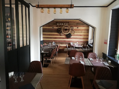 SCHUSS MOUSSE - RESTAURANT / BAR A BIERES BELGES à Valloire