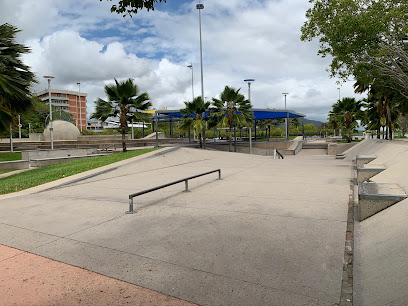 Esplanade - Skate Plaza