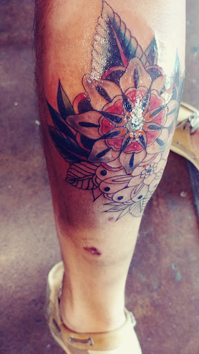 Explore tattoo ideas for women hand, creative tattoo ideas in Chattanooga, available at Inked Expressions North Tattoos