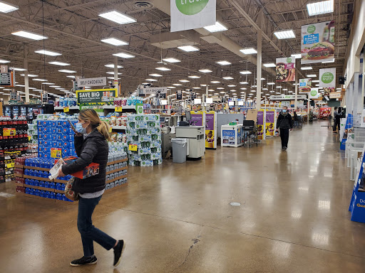 Grocery Store «Fred Meyer», reviews and photos, 22075 NW Imbrie Dr, Hillsboro, OR 97124, USA