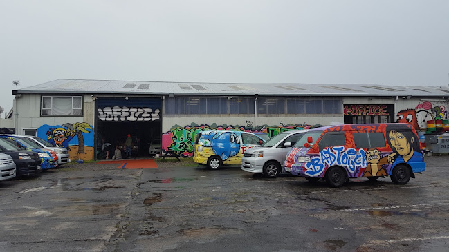 Reviews of Wicked Campers in Auckland - Car rental agency