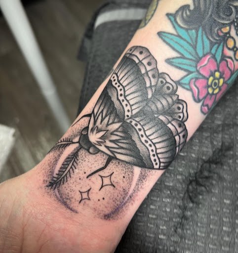 Explore werewolf tattoo ideas, creative tattoo ideas in Hinesville, available at Dark Horse Art Studios