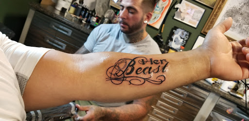 Tattoo Shop «Irish Jay Tattoo», reviews and photos, 902 NY-25A, Miller Place, NY 11764, USA