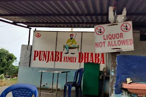Punjabi Family dhaba image