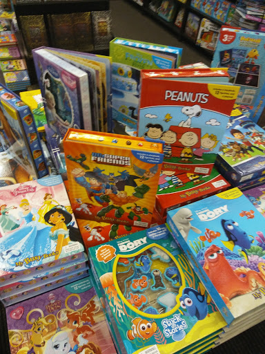 Book Store «Books-A-Million», reviews and photos, 300 Retail Commons Pkwy, Martinsburg, WV 25403, USA