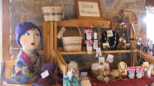 Jewelry Store «Shenandoah Moon», reviews and photos, 58 W Main St, Luray, VA 22835, USA