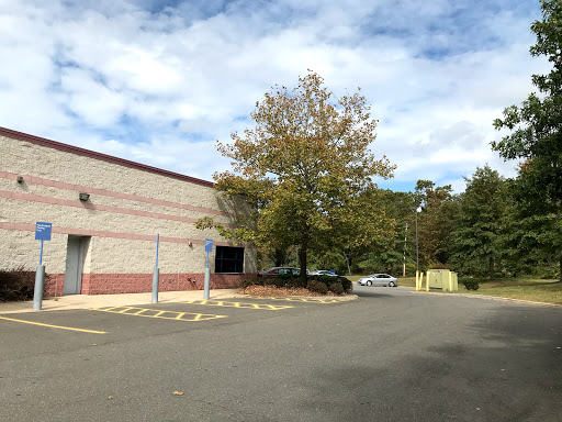 Post Office «US Post Office», reviews and photos, 40 Forest Pkwy, Shelton, CT 06484, USA