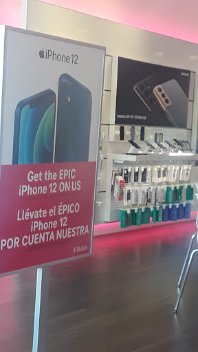 Cell Phone Store «T-Mobile», reviews and photos, 409 Lynnway, Lynn, MA 01901, USA