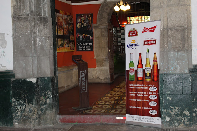 Pizzas Y Parrillas Mama Mia - Pizzeria