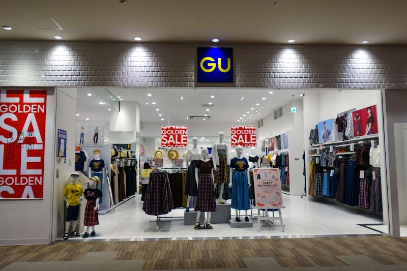 ジーユー（GU）SUNAMO店