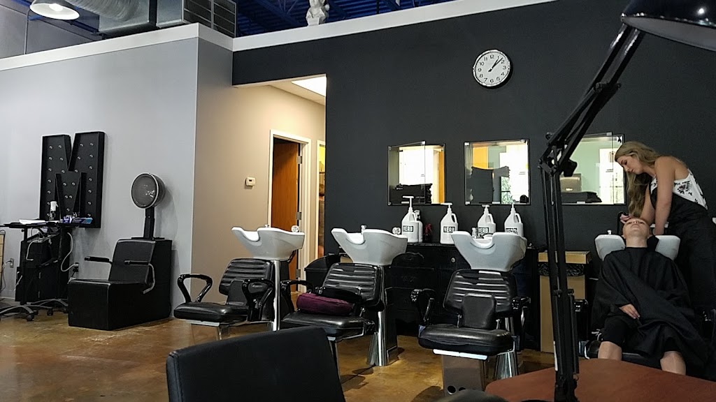 Moxie Hair Studio 66047