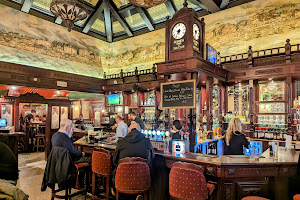 The Club Bar and Restaurant
