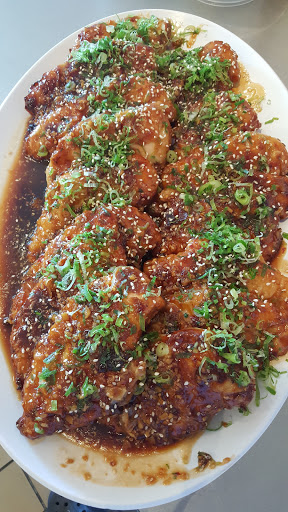 Caterer «Chow», reviews and photos, 116 W Park Ave, Elmhurst, IL 60126, USA