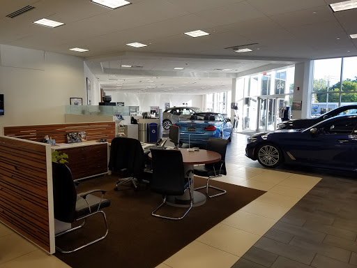 BMW Dealer «BMW of Westchester», reviews and photos, 543 Tarrytown Rd, White Plains, NY 10607, USA