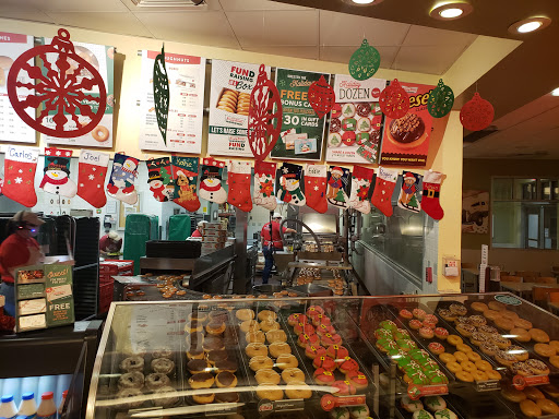 Bakery «Krispy Kreme Doughnuts», reviews and photos, 6627 San Dario Ave, Laredo, TX 78041, USA