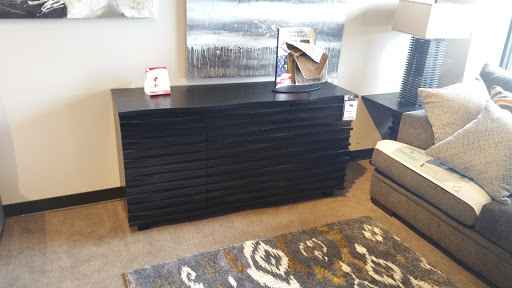 Thrift Store «Value World», reviews and photos, 4639 Northfield Rd, Cleveland, OH 44128, USA