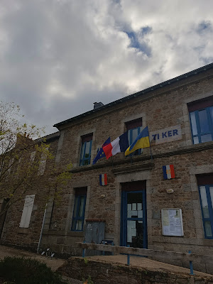Mairie à Le Vieux-Marché