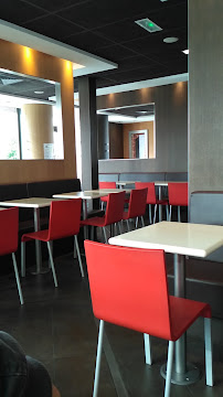 Atmosphère du Restauration rapide McDonald's à Yssingeaux - n°8
